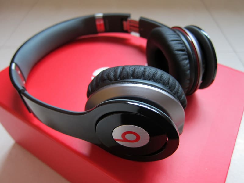Beats Solo HD by Dr. Dre Headphones Monster Cable