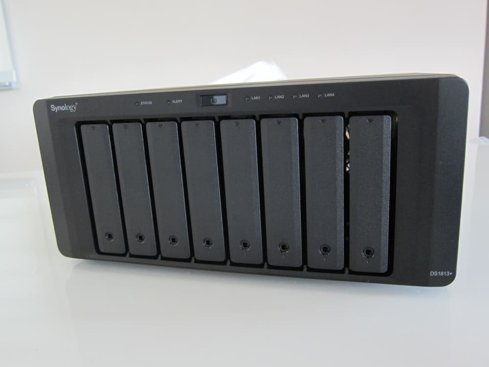 Synology DS1813+ Unboxing