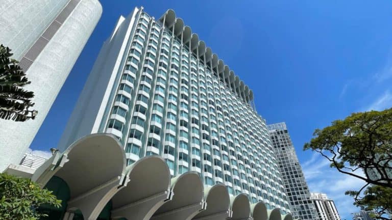 Shangri-La Singapore Staycation