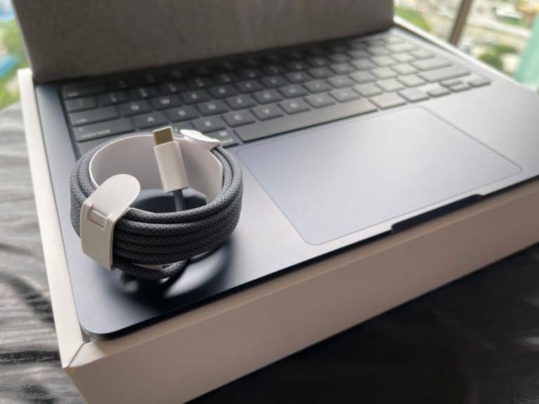 MacBook Air M2 Chip Midnight