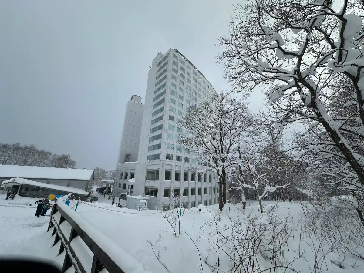 Hilton Niseko Village: Convenience and Comfortable 1 Hilton Niseko Village
