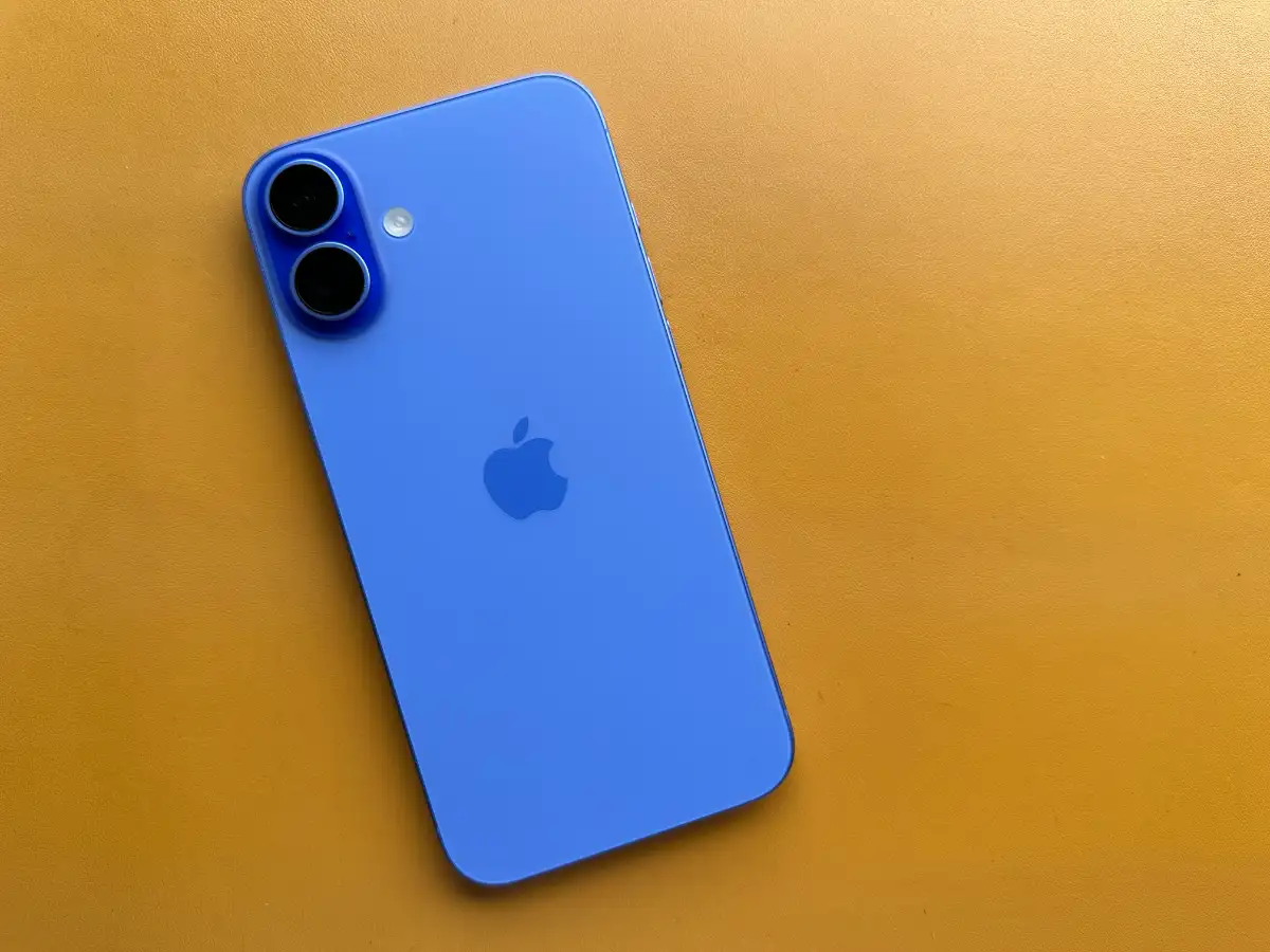 iPhone 16 Plus Aquamarine