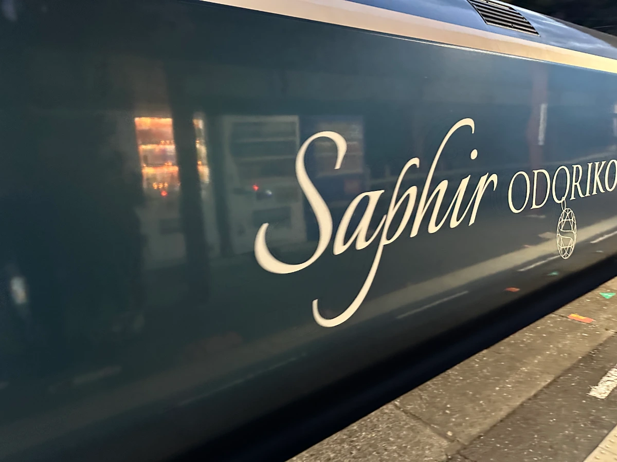 The Saphir Odoriko