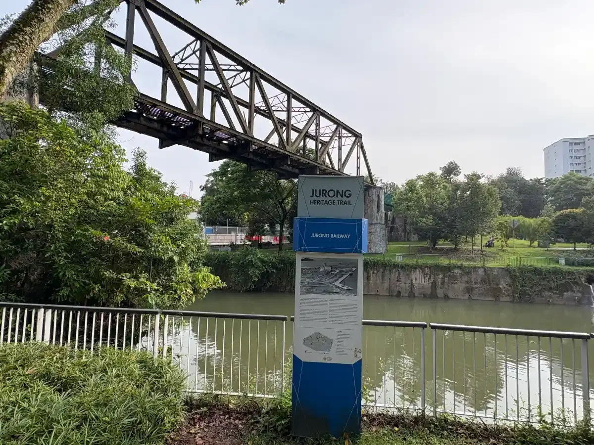 Hiking from West Coast Park to Buona Vista MRT via PCNs 1 Old railway bridge over Jurong River, Jurong Heritage Trail sign