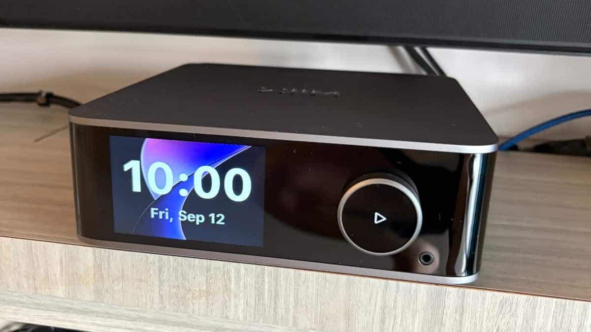 WiiM Ultra Music Streamer : Beautiful with Album Art 1 WiiM Ultra Music Streamer