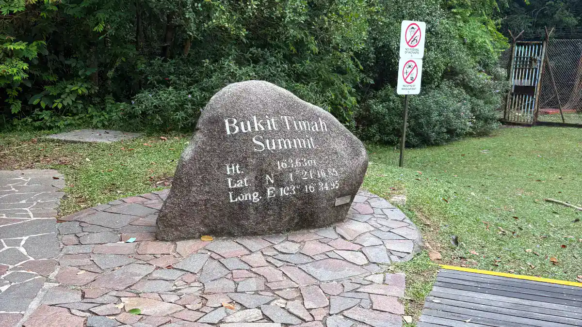 Bukit Timah Summit from Bukit Timah Railway Station : A Tiring Hike Up the Bukit Timah Hill 1 Bukit Timah Summit from Bukit Timah Railway Station